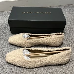 NWT Ann Taylor Sherpa Teddy Bear Ballet Flats 9.5